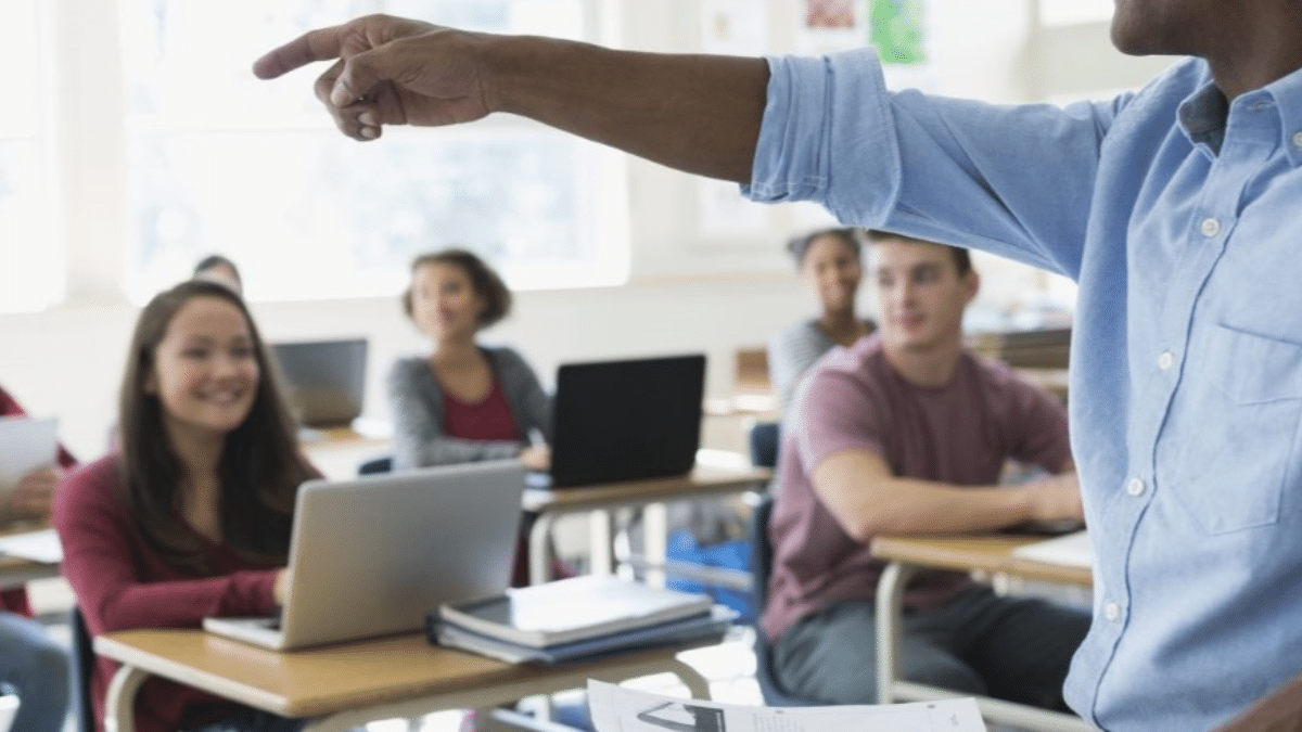 ARTIFICIAL INTELLIGENCE IN HIGHER EDUCATION A PRACTICAL APPROACH visual data 2