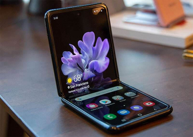 Image of a folding smart phone